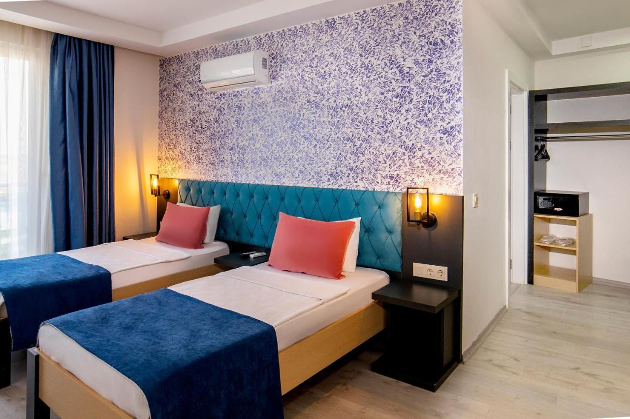 Royal Towers Lara Hotel Kemeragzi ภายนอก รูปภาพ
