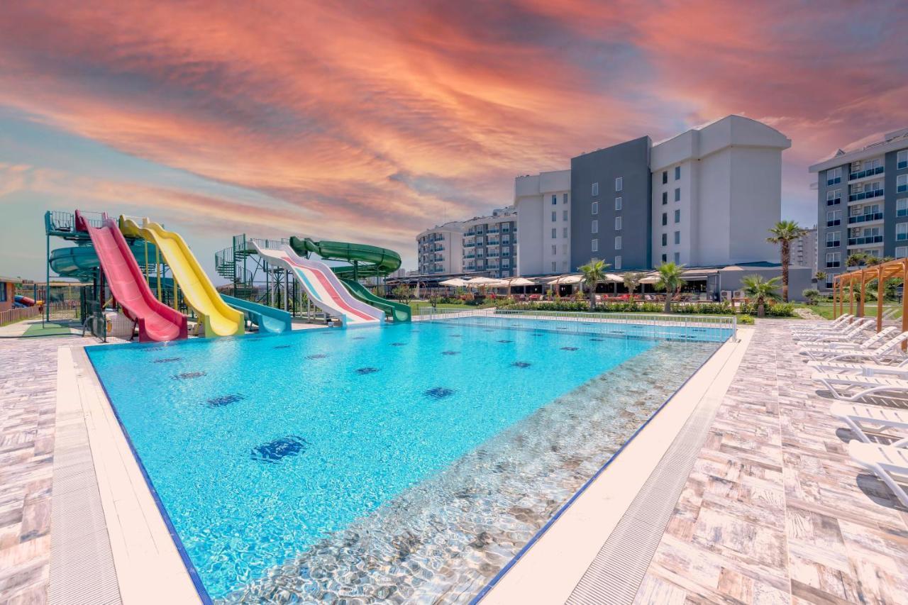 Royal Towers Lara Hotel Kemeragzi ภายนอก รูปภาพ