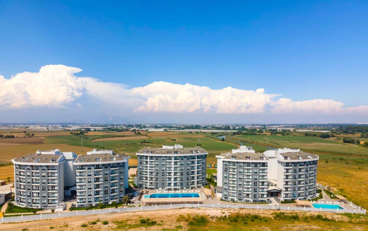 Royal Towers Lara Hotel Kemeragzi ภายนอก รูปภาพ